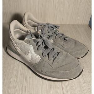 Nike Women’s Internationalist 629684-011 Gray Size 8 Running Shoes Sneakers